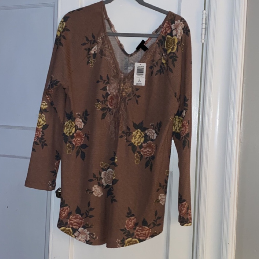 Size 2 Torrid floral top